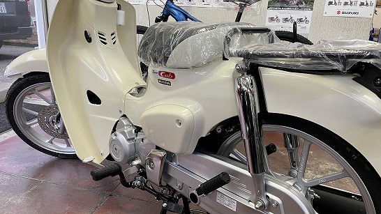 �z���_�@�X�[�p�[�J�u110